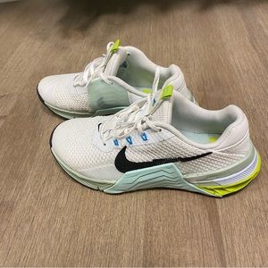 Nike Women’s Metcon 7 size 7.5